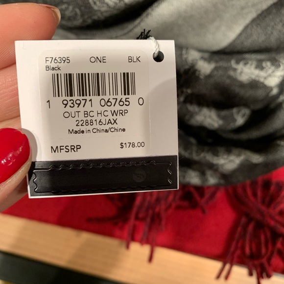 COACH Horse and Carriage Wrap Scarf - Picture 4 of 8